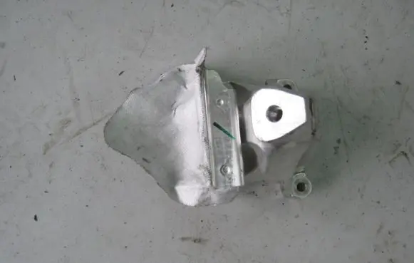 Audi A6 C7 Engine mounting bracket 4H0199307P