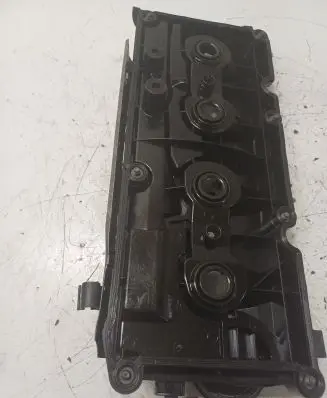 Volkswagen PASSAT B8 Rocker cam cover 03L103469S