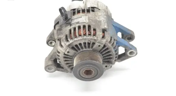 KIA Sorento Generator/alternator 373004A300 021319212