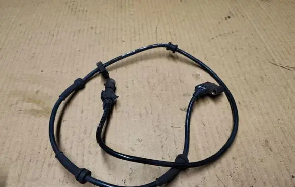 Jeep Grand Cherokee (WJ) ABS brake wheel speed sensor 56041317AC