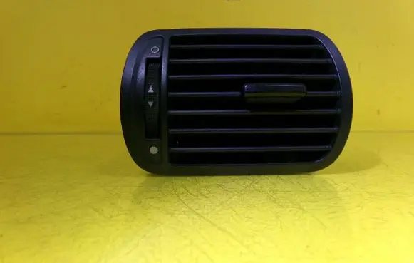 Audi A3 S3 8L Dashboard side air vent grill/cover trim 8L0820901