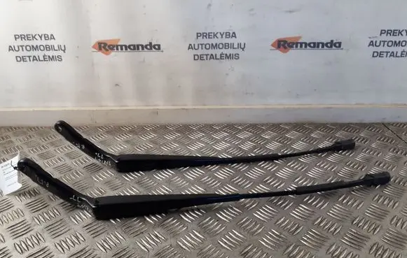 Mercedes-Benz Sprinter W907 W910 Front wiper blade arm A9108205600 A9108205700