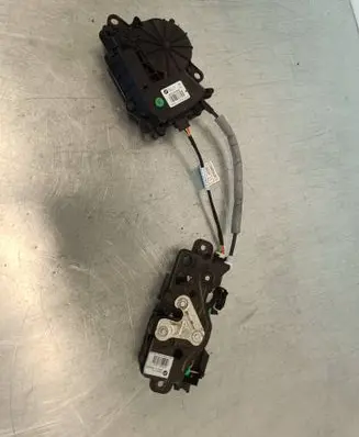 BMW X1 F48 F49 Tailgate/trunk/boot lock/catch/latch C33240103 UK735711210 16367210