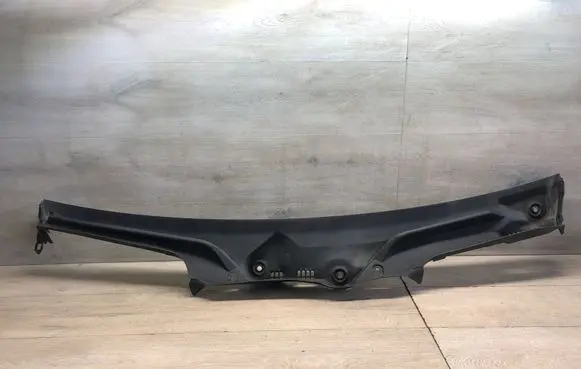Mercedes-Benz E W213 Wiper trim A2138308703 12523023