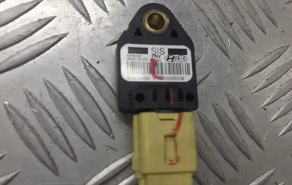KIA Ceed Airbag deployment crash/impact sensor 95920-2H000