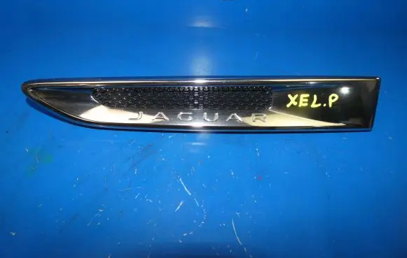 Jaguar XE Fender grill 
