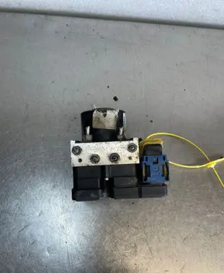 Renault Scenic III - Grand scenic III Master brake cylinder 