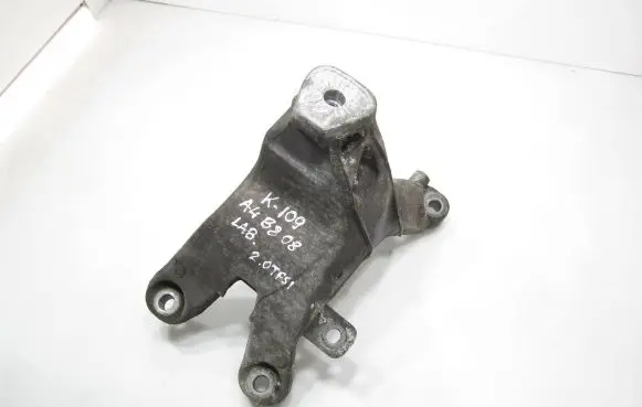 Audi A4 S4 B8 8K Engine mounting bracket 8K0199308AL