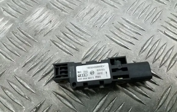 Audi A6 S6 C5 4B Airbag deployment crash/impact sensor 4B0959643E