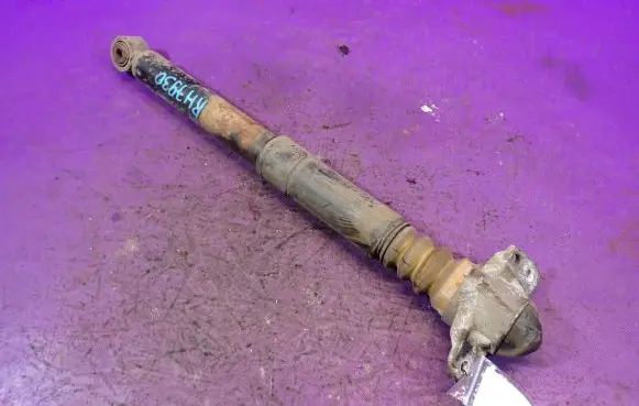 Skoda Octavia Mk2 (1Z) Rear shock absorber/damper