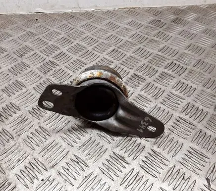 Peugeot Expert Engine mount bracket