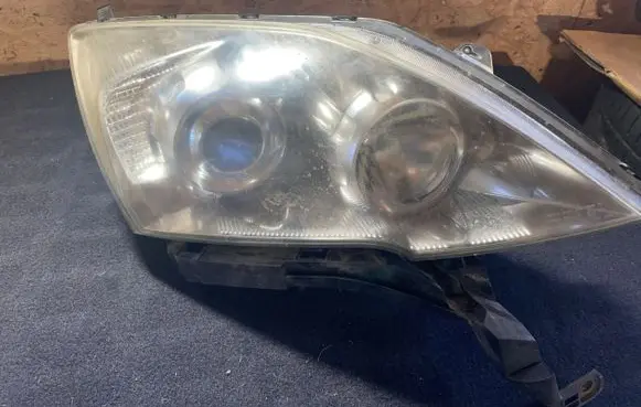 Honda CR-V Headlight/headlamp