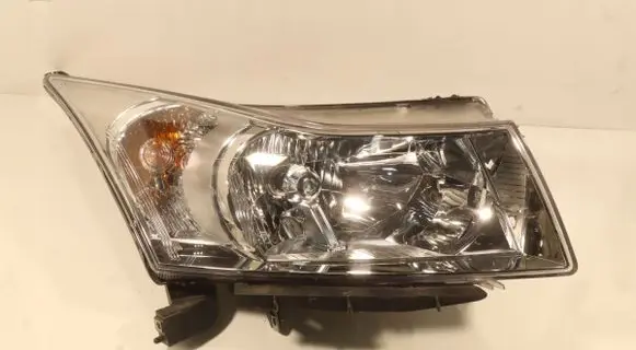 Chevrolet Cruze Headlight/headlamp E1313063