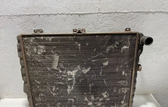 Audi 80 90 S2 B4 Coolant radiator