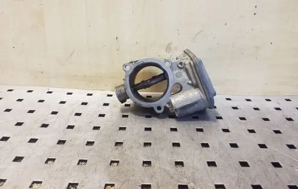 BMW X1 E84 Throttle valve 7804373