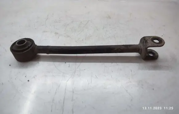 Hyundai Santa Fe Rear control arm