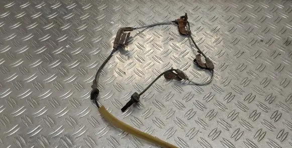 Toyota RAV 4 (XA30) ABS rear brake sensor 8954642040