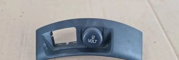Volvo V50 Cigarette lighter 8686026