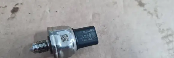 Audi Q5 SQ5 Fuel main line pipe 06L906054E
