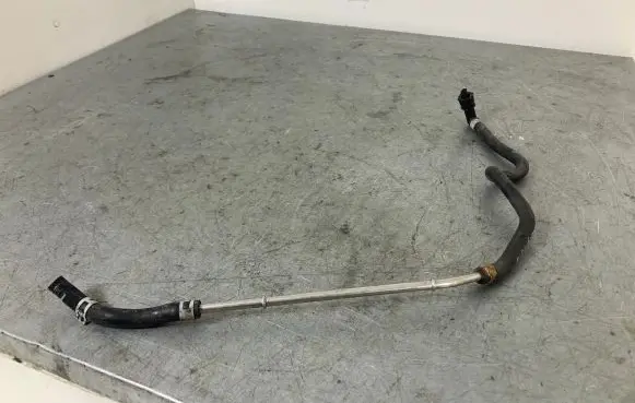 Volkswagen Golf VII Engine coolant pipe/hose 04E133723N