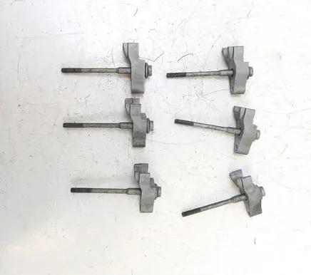 Porsche Macan (95B) Fuel Injector clamp holder 059216K