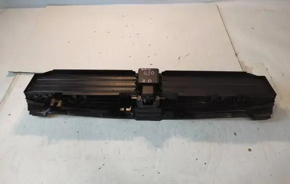 BMW 3 G20 G21 Intercooler air channel guide 5A22C6502 210617868 211271024