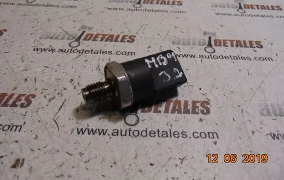 Fuel pressure sensor