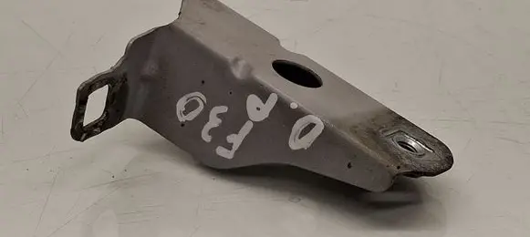 BMW 3 F30 F35 F31 Fender mounting bracket 41358066938 8066938