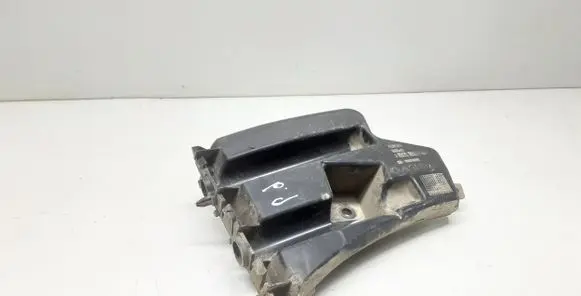 Volvo S60 Front bumper mounting bracket 30796626