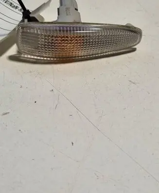 Mitsubishi Pajero Front fender indicator light 