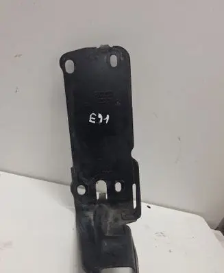 BMW 3 E90 E91 Radiator mount bracket 51647117