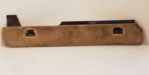 Trunk/boot lower side trim panel
