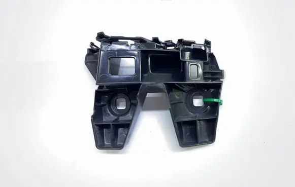 Volkswagen PASSAT B8 Rear bumper mounting bracket 3G9807484