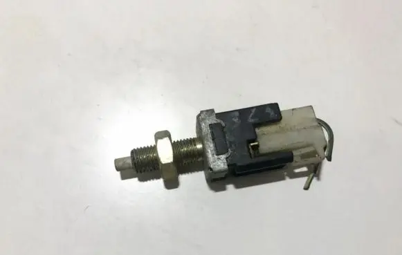 Mazda 323 Brake pedal sensor switch