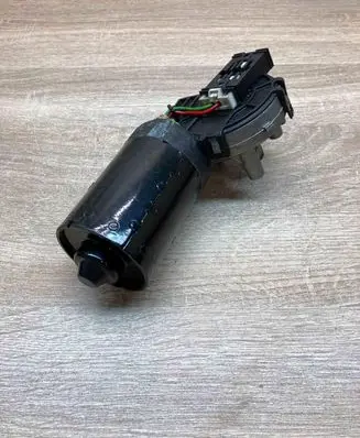 BMW 3 E46 Wiper motor 8362155 0390241355