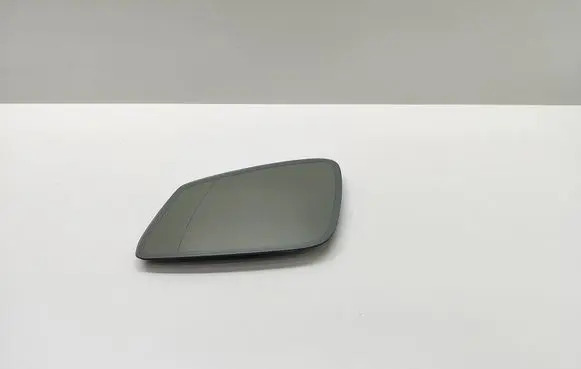 BMW 5 F10 F11 Wing mirror glass G015221300000