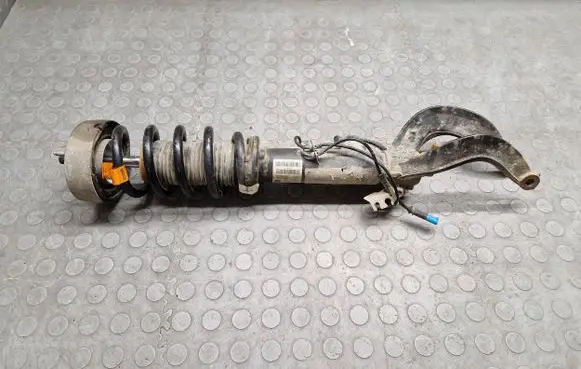 BMW X5 F15 Front shock absorber with coil spring 6875083 6862235