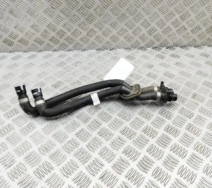 Land Rover Range Rover Evoque L551 Engine coolant pipe/hose M8D218C266BB