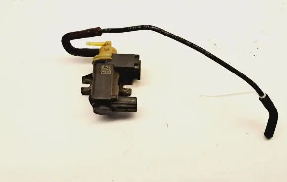 Audi A4 S4 B8 8K Turbo solenoid valve 8K0906627 4010835A 461009281