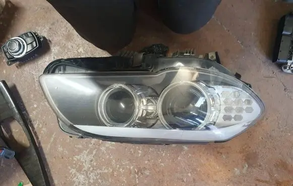 BMW 5 F10 F11 Headlight ballast module Xenon 7237647