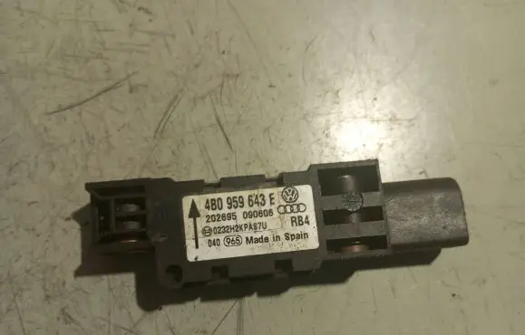 Audi A6 S6 C5 4B Airbag deployment crash/impact sensor 4B0959643E