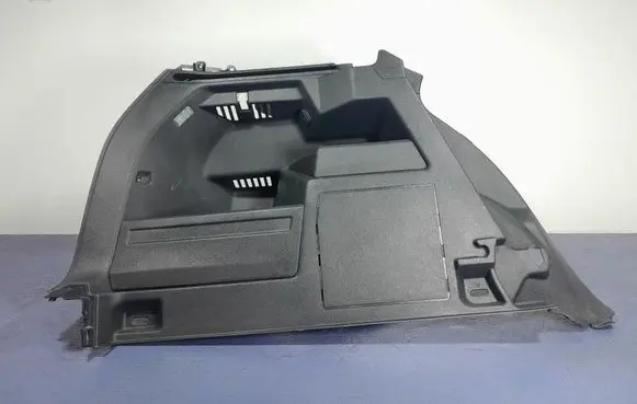 Skoda Fabia Mk3 (NJ) Tailgate/boot cover trim set 6V9867427