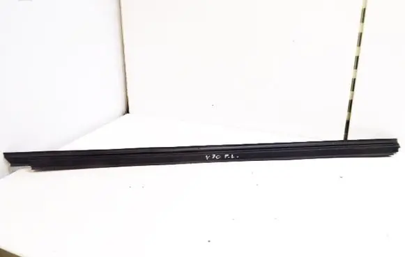 Volvo S70 V70 V70 XC Front door glass trim molding