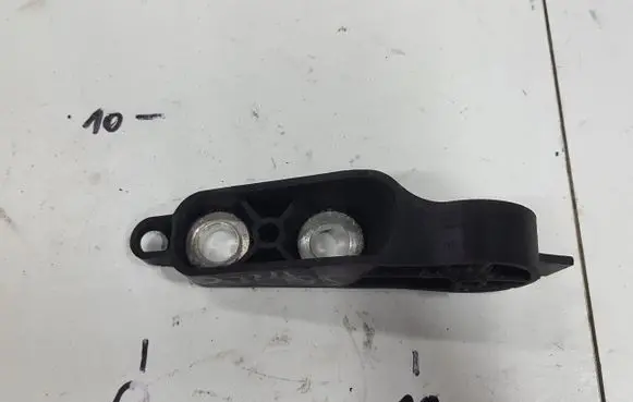 Radiator support slam panel bracket