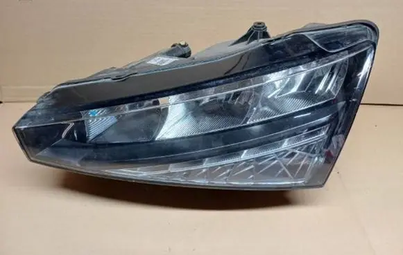 Skoda Scala Headlight/headlamp 657941019 8889017807303V7