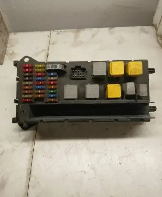 Mercedes-Benz Sprinter W906 Fuse module A9065450401