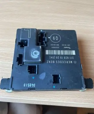 Mercedes-Benz E W211 Door control unit/module 9791078117 90899S ZN38S303083W