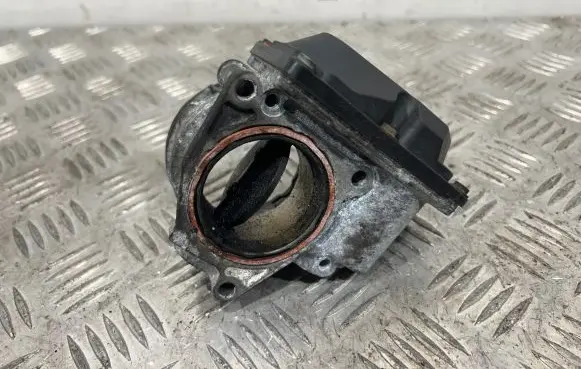 Volkswagen Golf V Throttle valve 03G128063M A2C53324663 0704090934