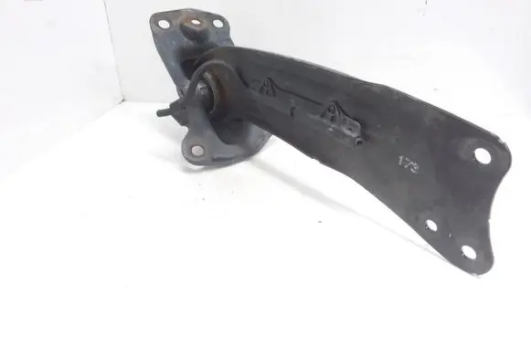 Volkswagen PASSAT B6 Rear suspension control arm 3C0505225A
