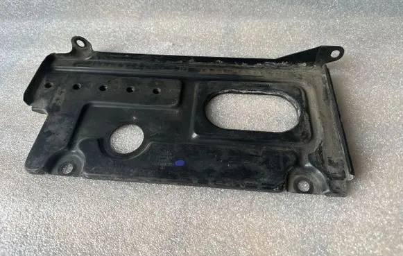 Audi A6 S6 C5 4B Battery tray 4B1805213